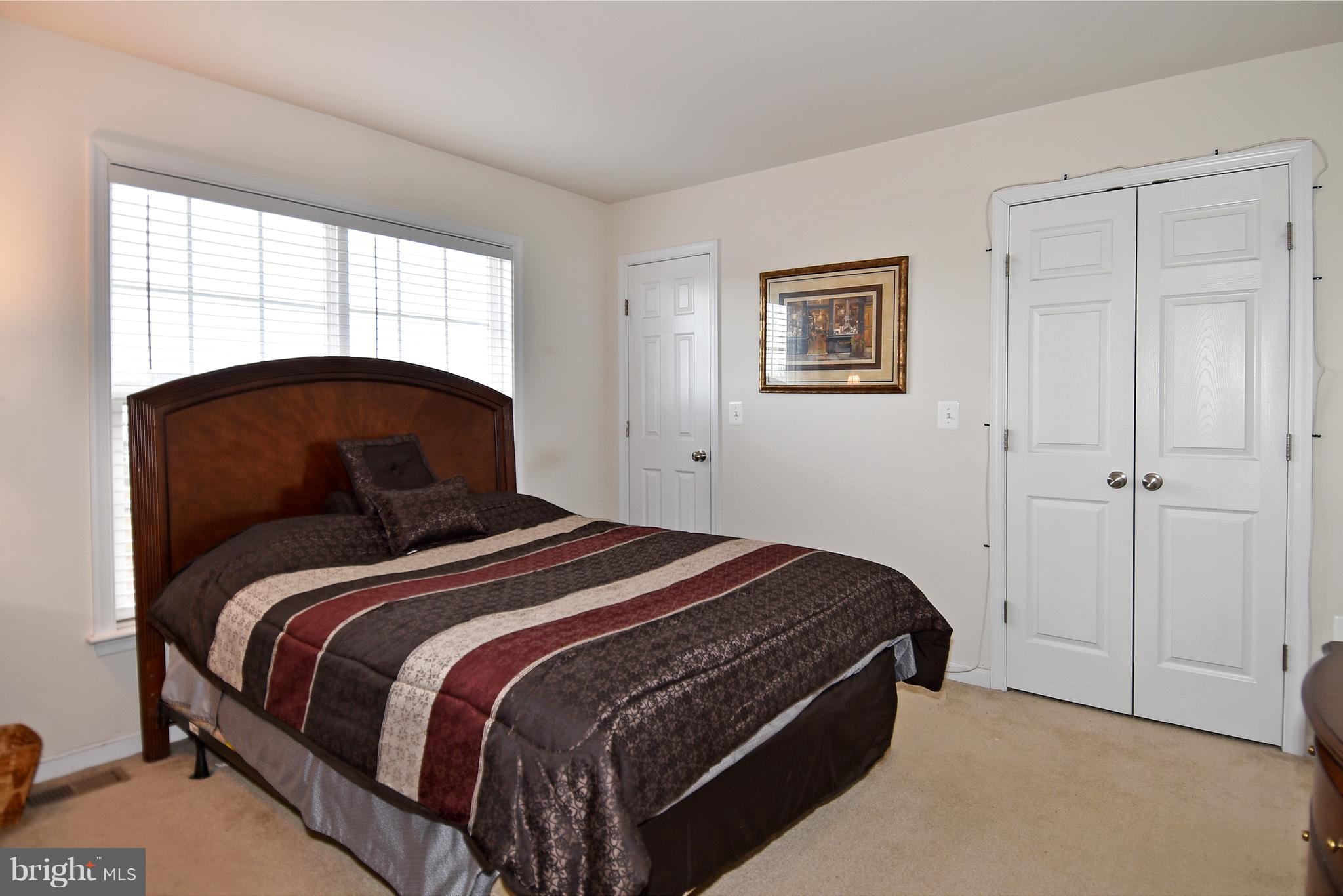 POWELLS RUN VILLAGE COND - Residential