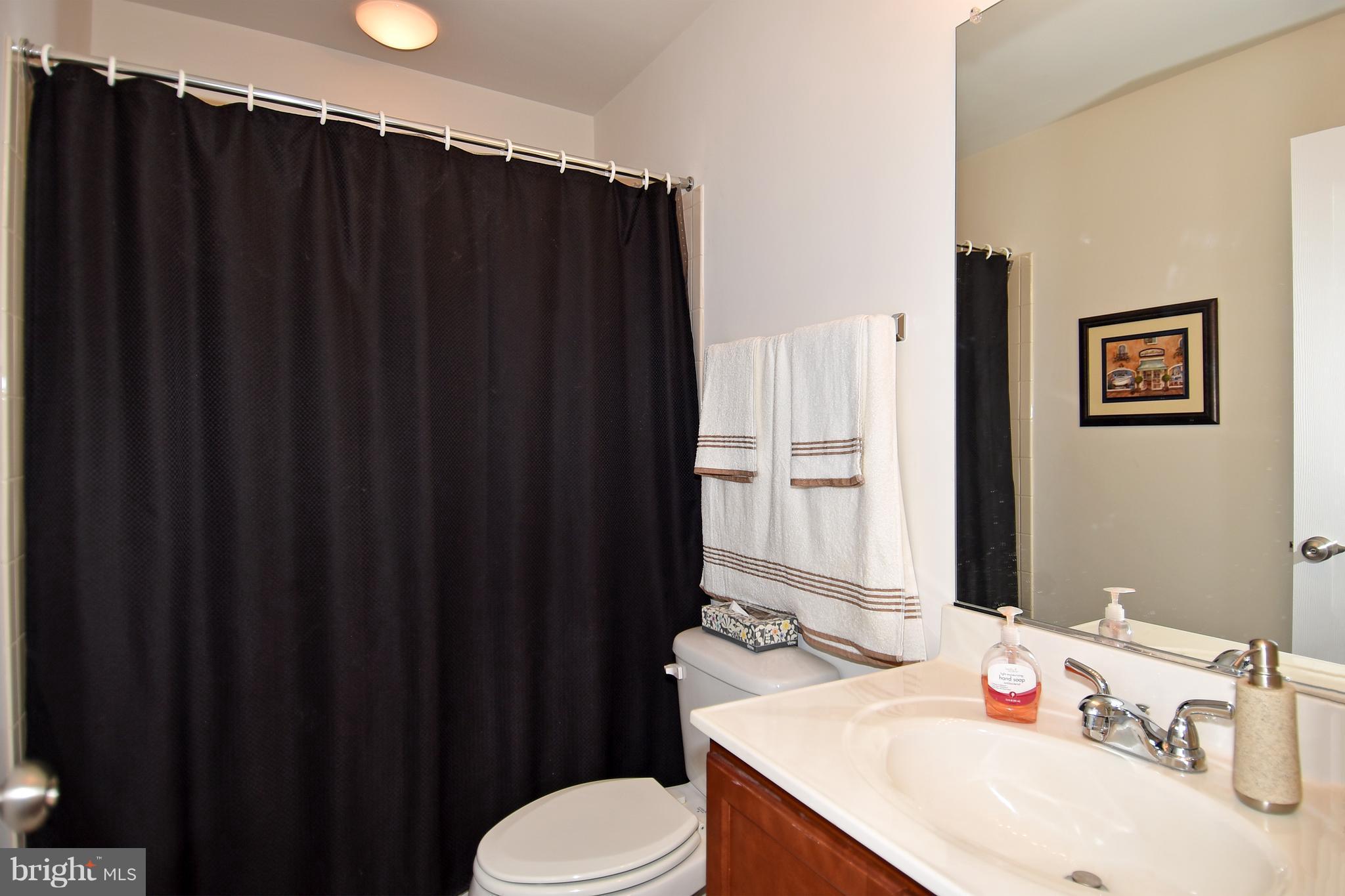 POWELLS RUN VILLAGE COND - Residential