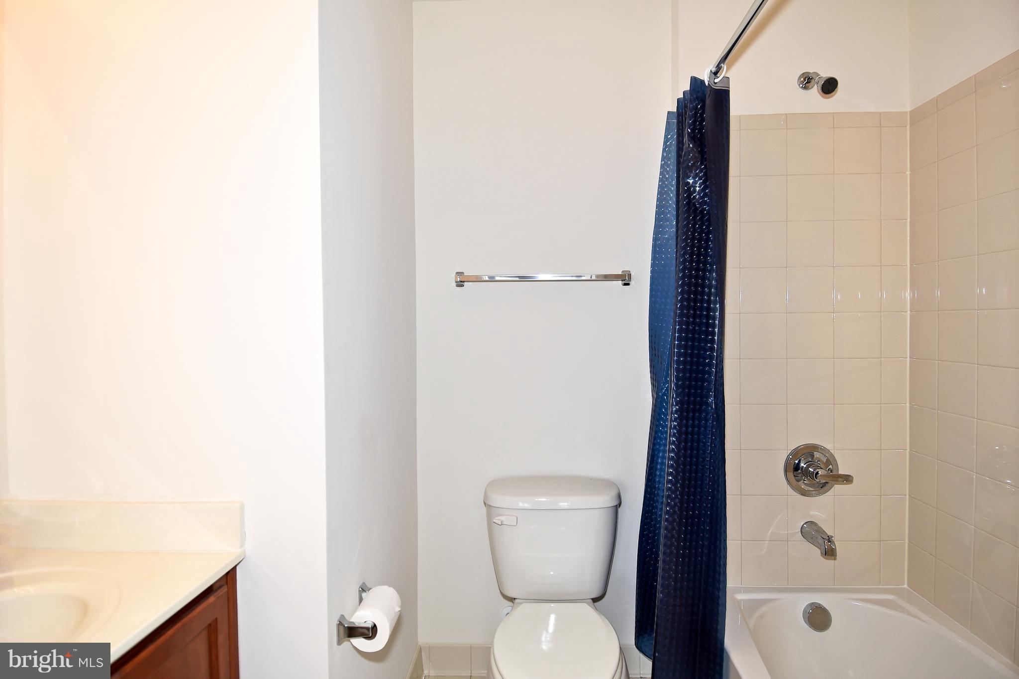 POWELLS RUN VILLAGE COND - Residential