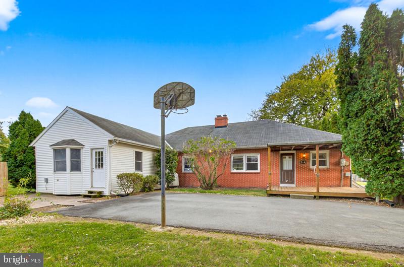 15 EDGEMONT ROAD