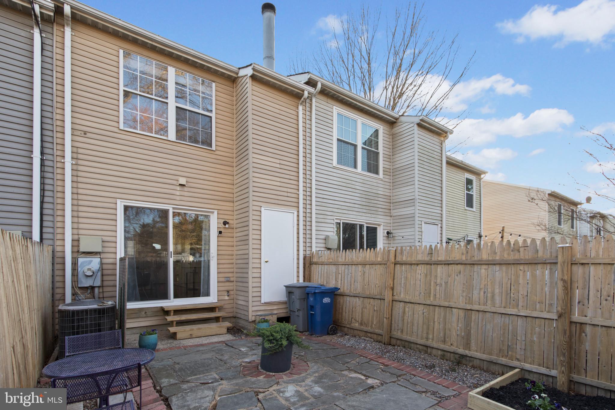 LEE LANDING PARK - Residential