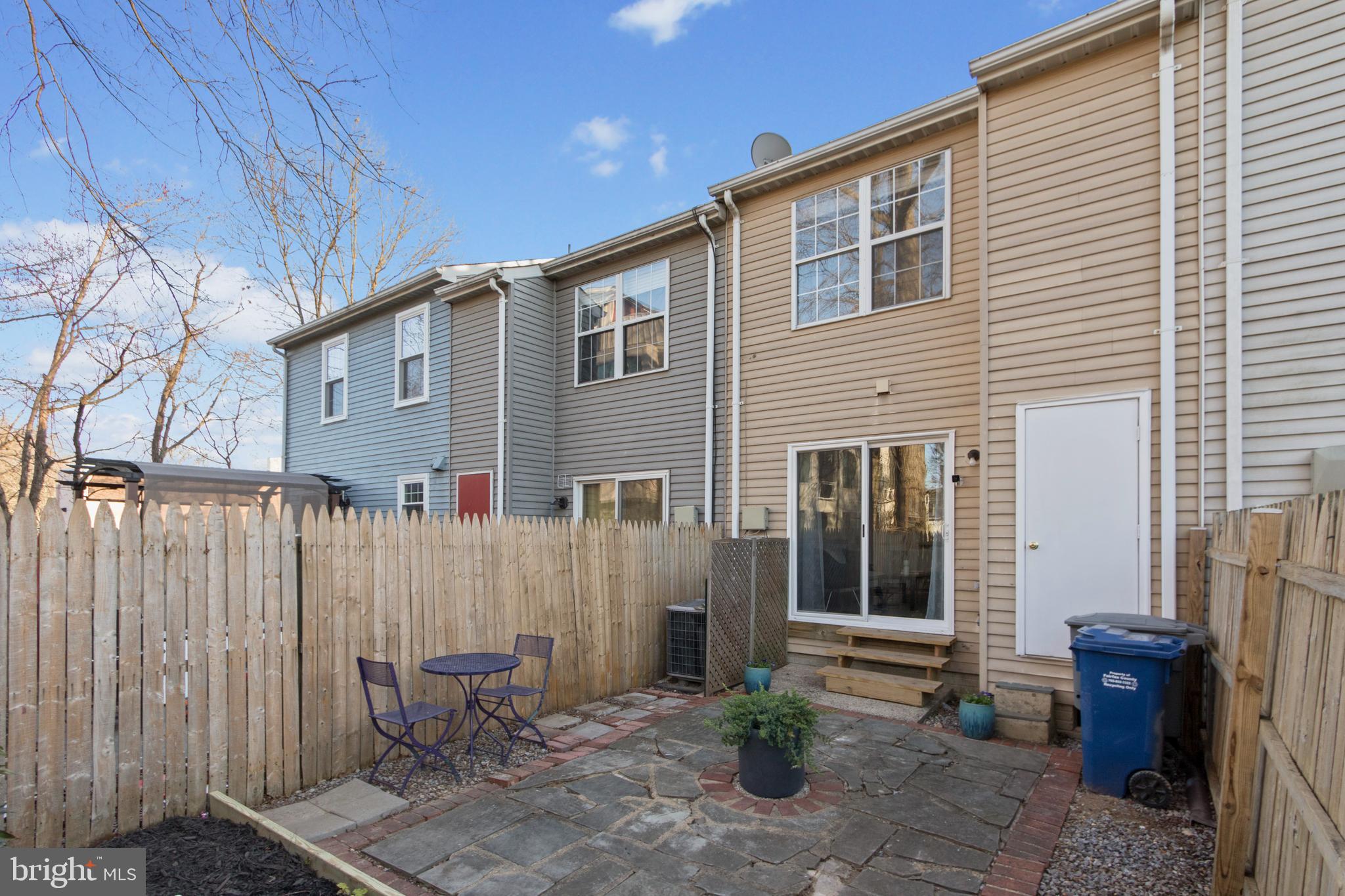 LEE LANDING PARK - Residential