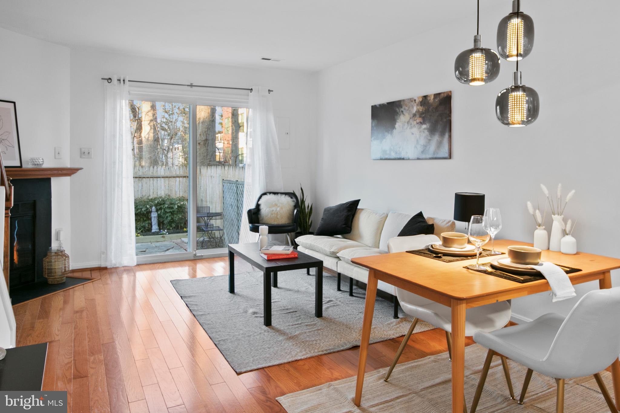 2830 LESTER LEE COURT