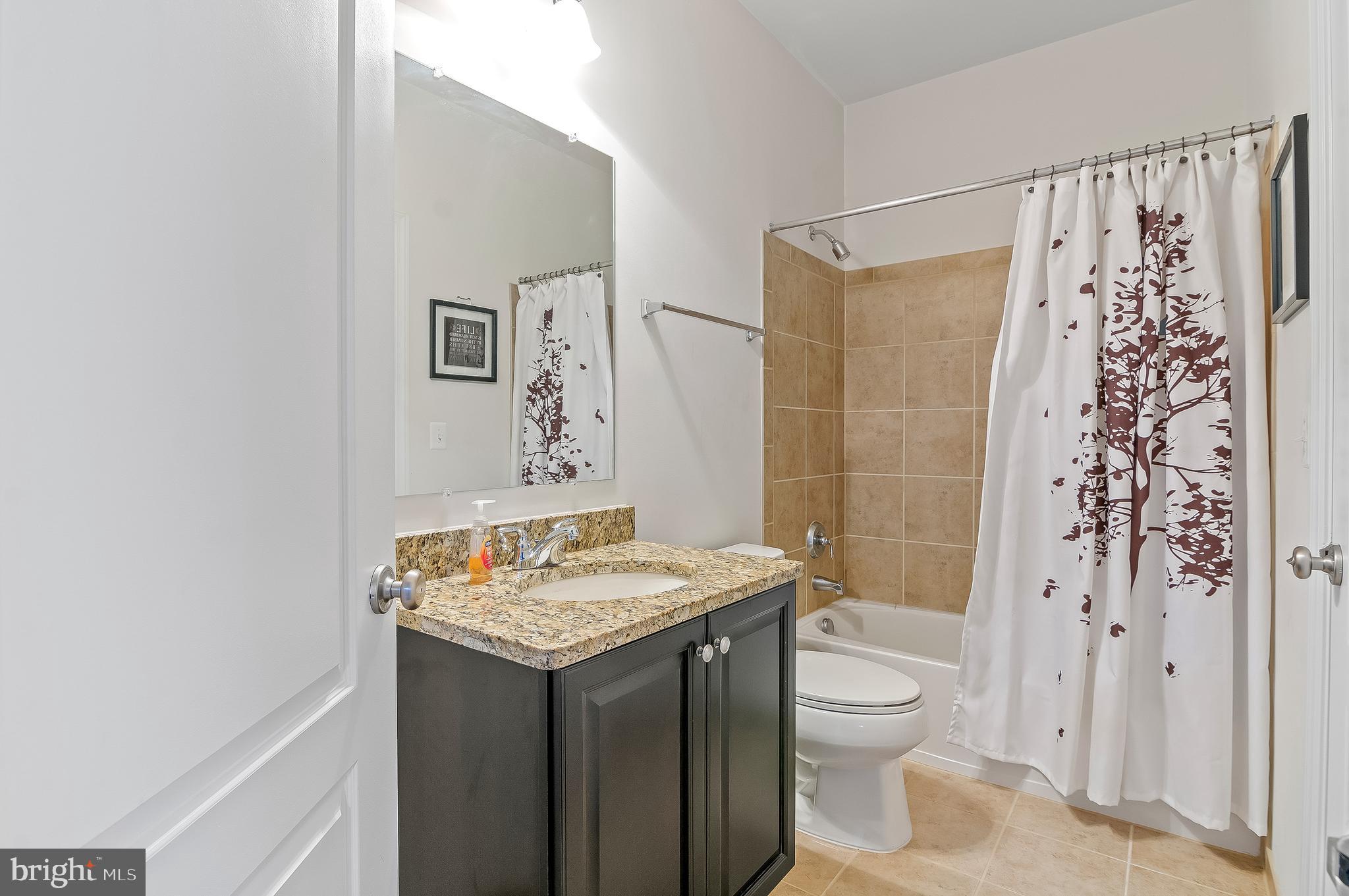 DOMINION VALLEY COUNTRY CLUB - Residential