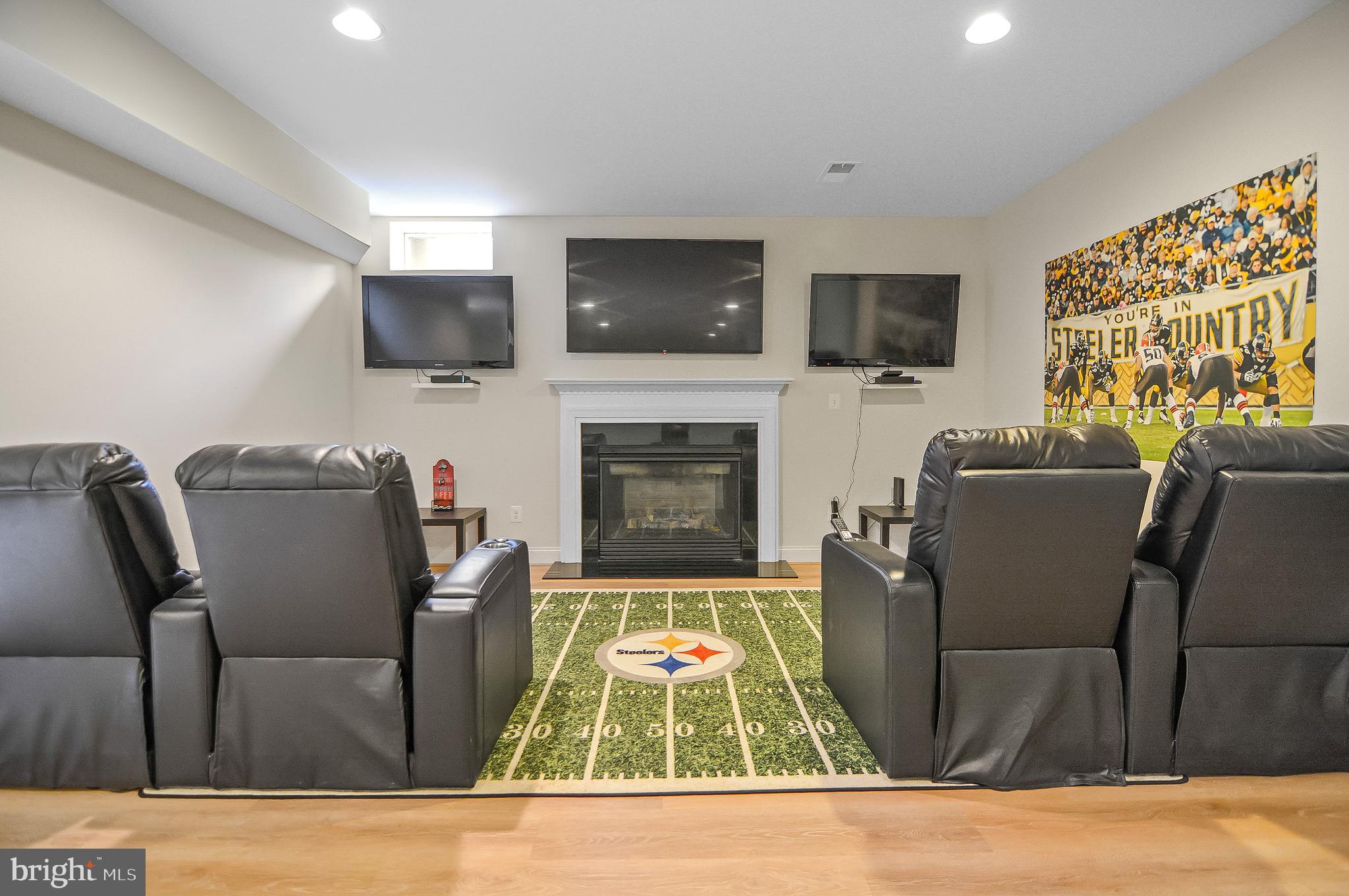 DOMINION VALLEY COUNTRY CLUB - Residential