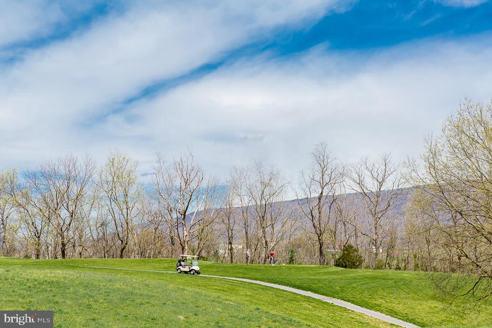 FAIRWAY MANOR - Residential