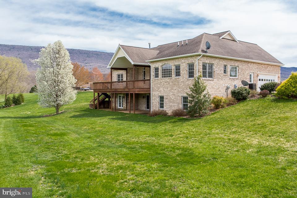 FAIRWAY MANOR - Residential