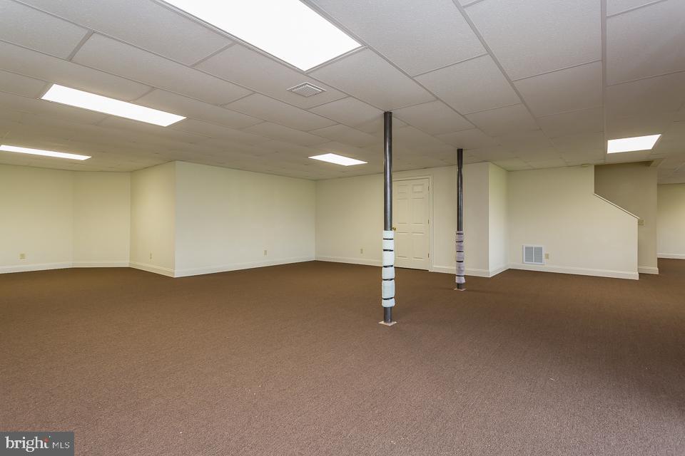 FAIRWAY MANOR - Residential