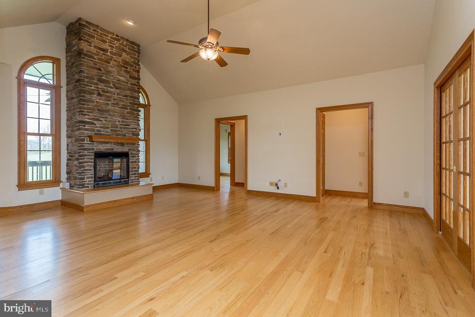 FAIRWAY MANOR - Residential