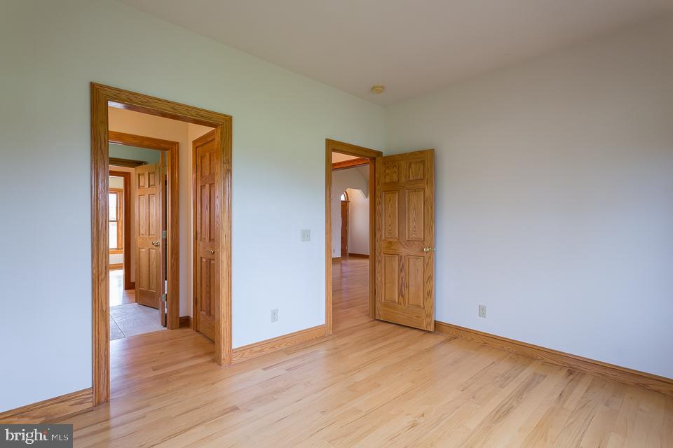 FAIRWAY MANOR - Residential