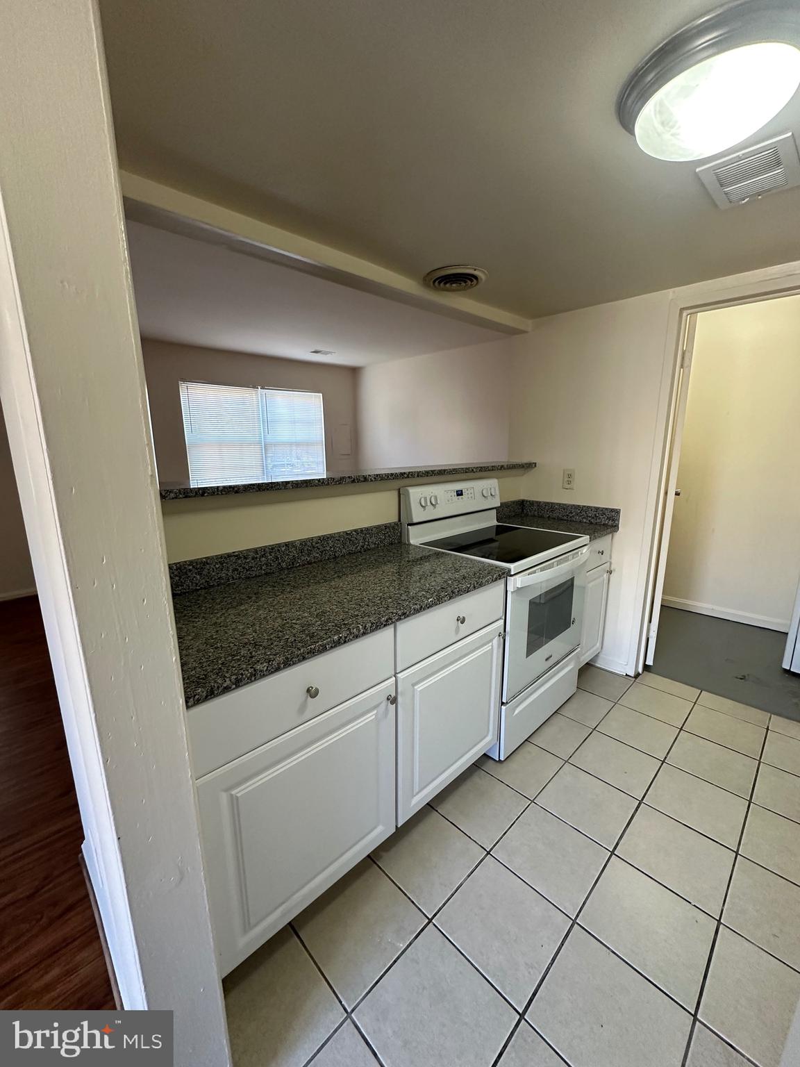 TERRACE TOWNE HOMES OF GUNSTON - Residential Lease