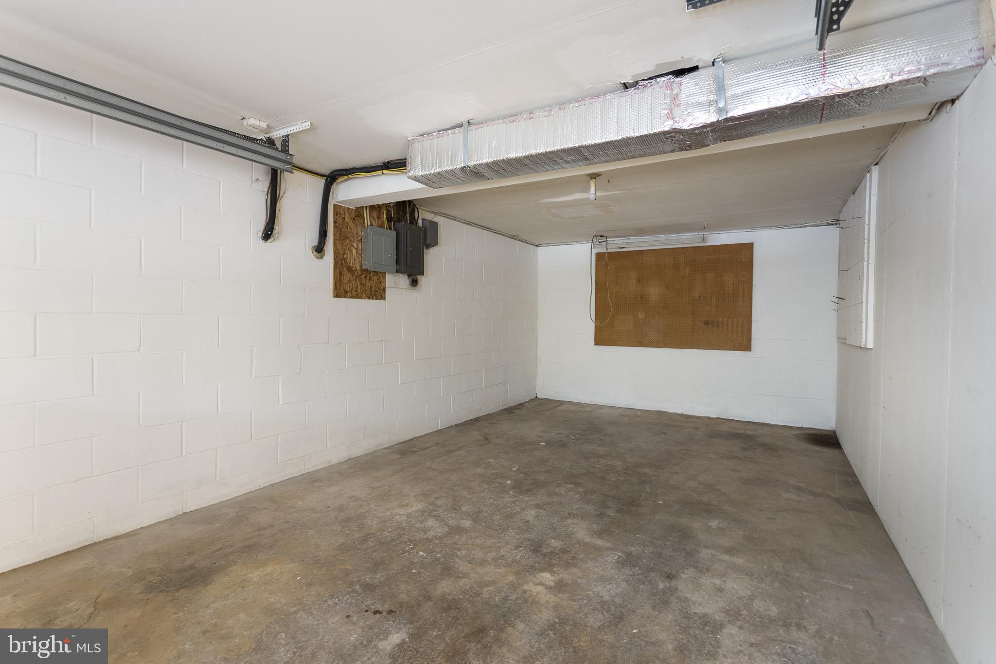 UPPERCO - Residential Lease