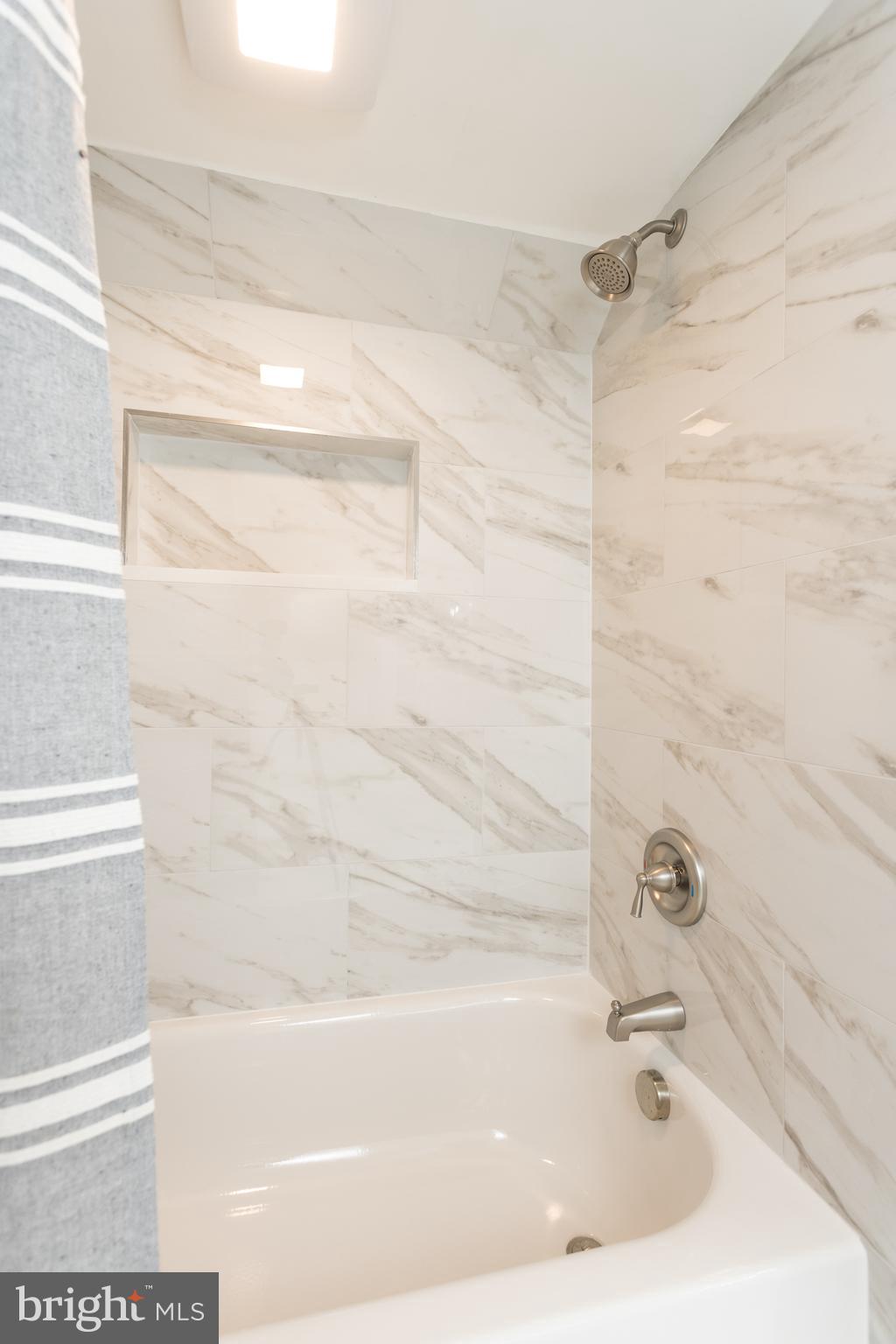 UPPERCO - Residential Lease