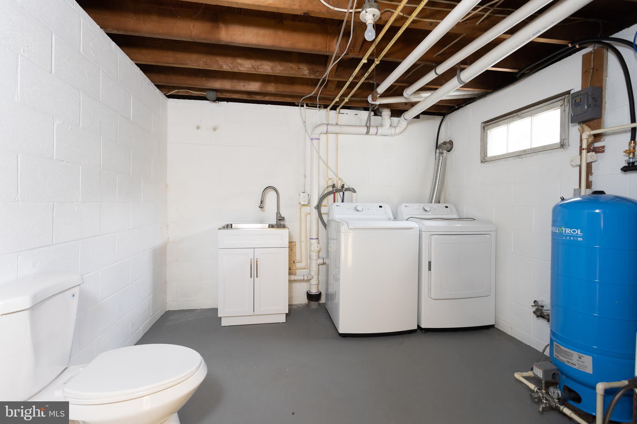 UPPERCO - Residential Lease