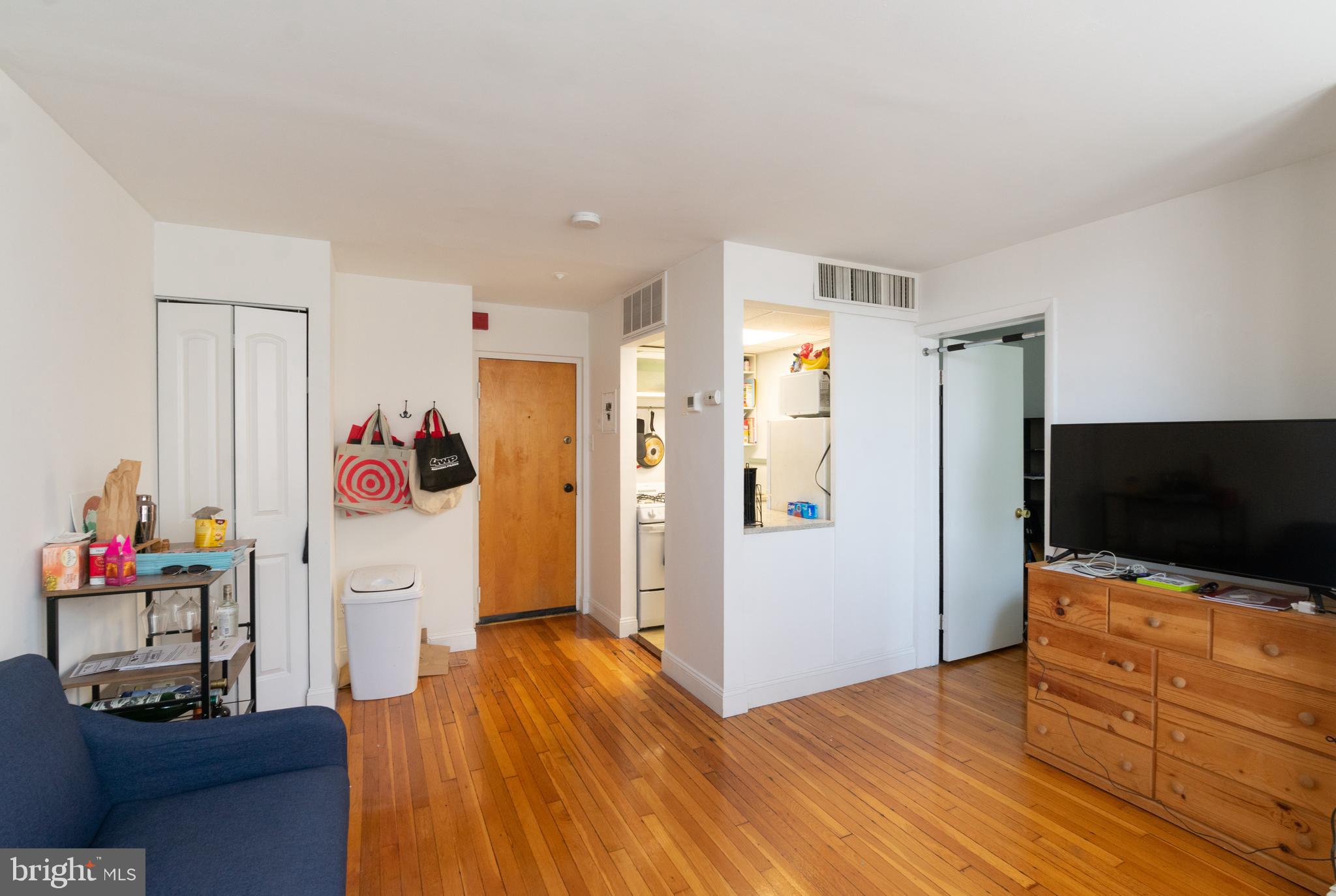 RITTENHOUSE SQUARE - Residential Lease