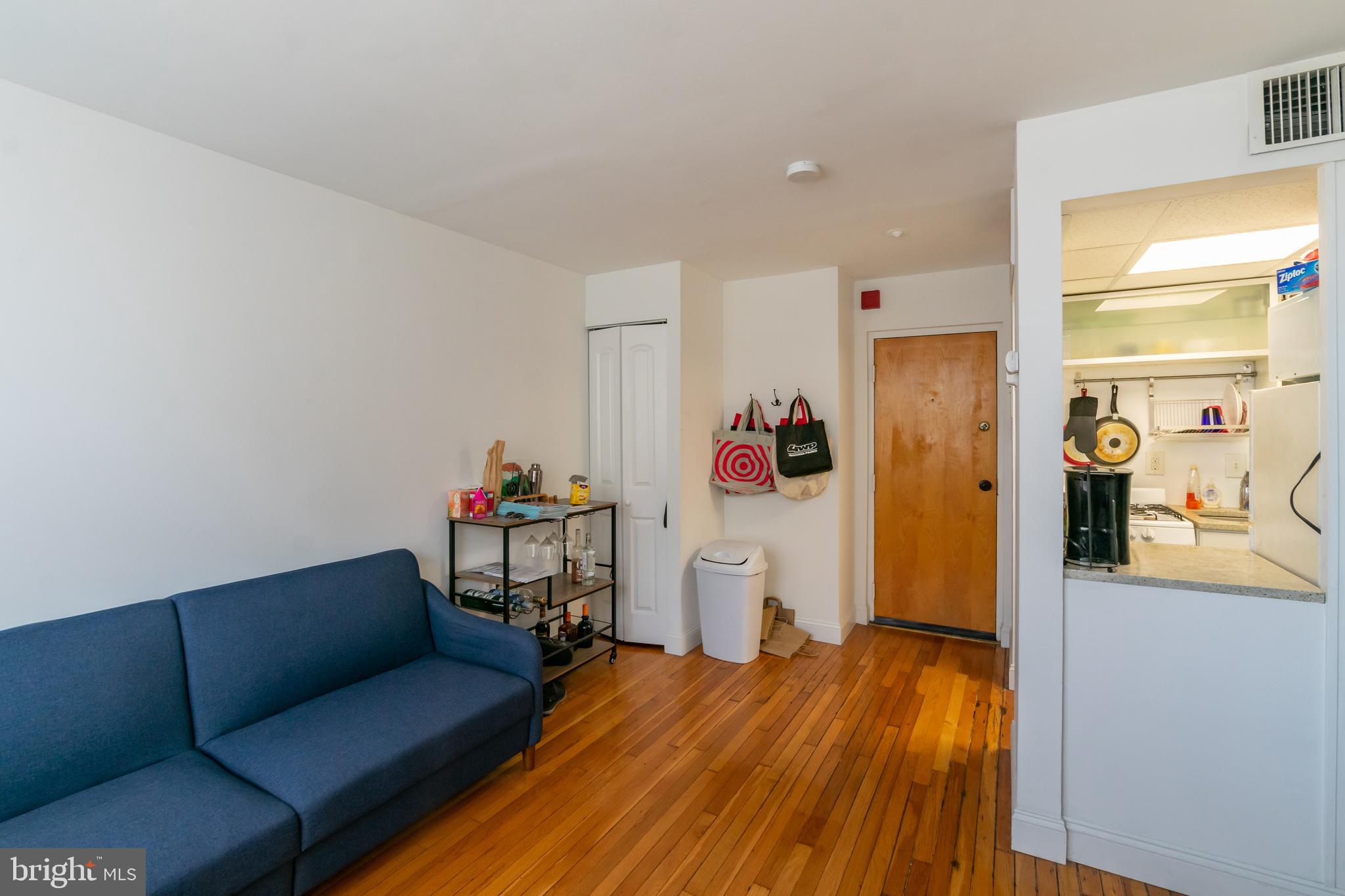 RITTENHOUSE SQUARE - Residential Lease