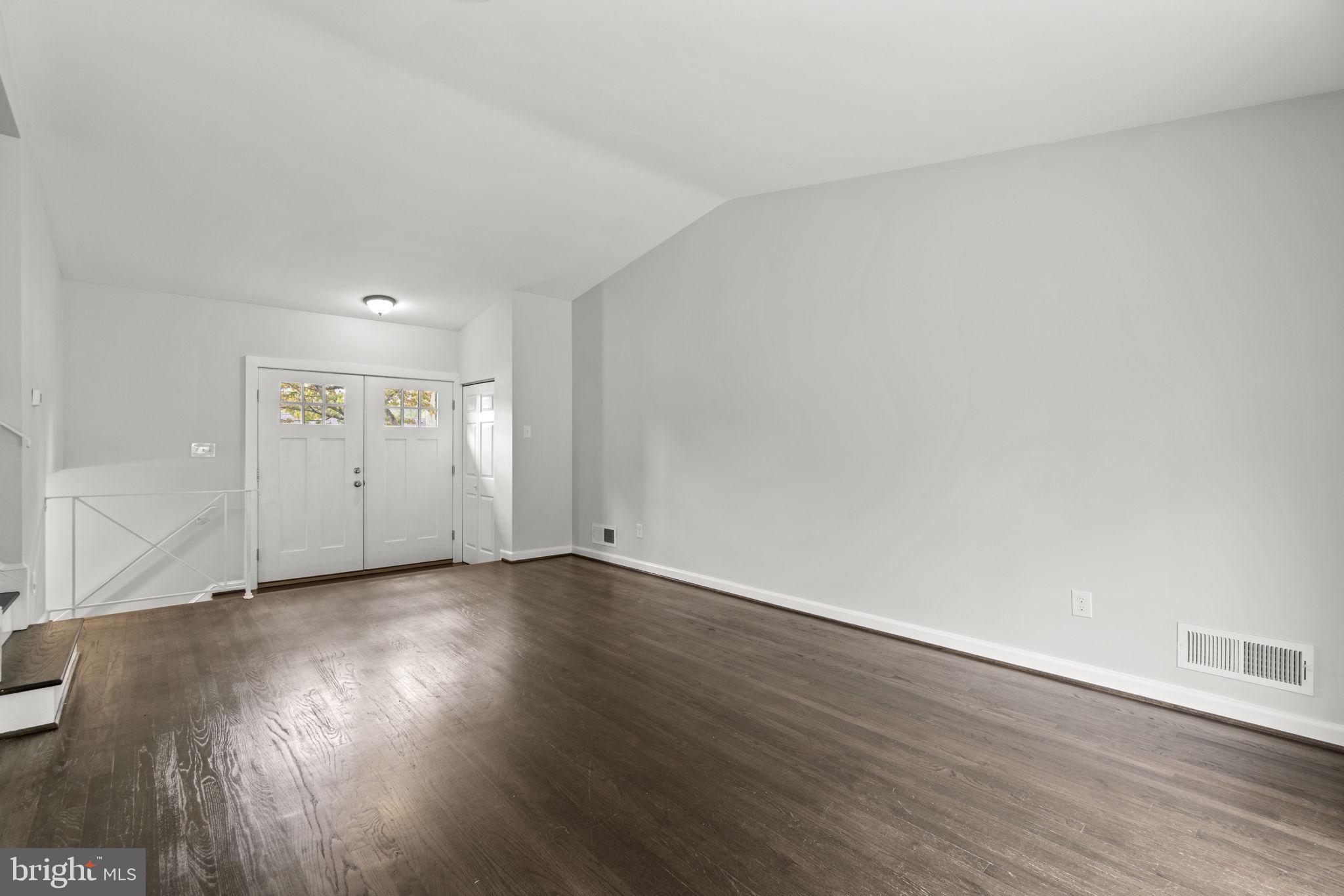 WOODMOOR - Residential Lease