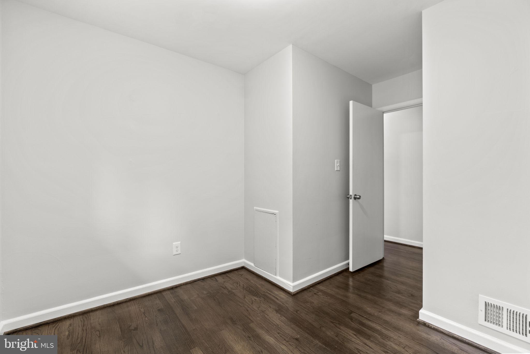 WOODMOOR - Residential Lease