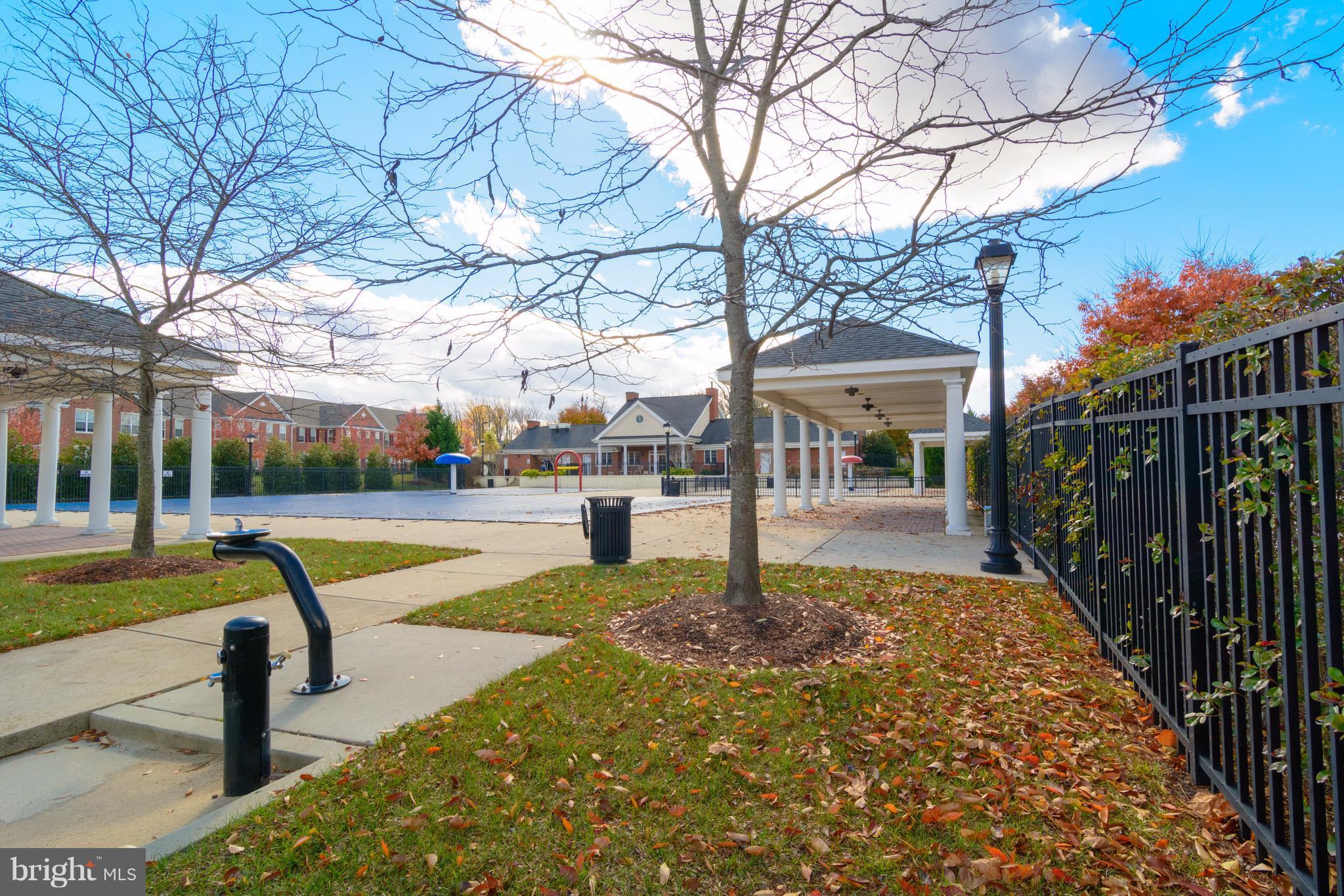 FAIRWOOD - Residential