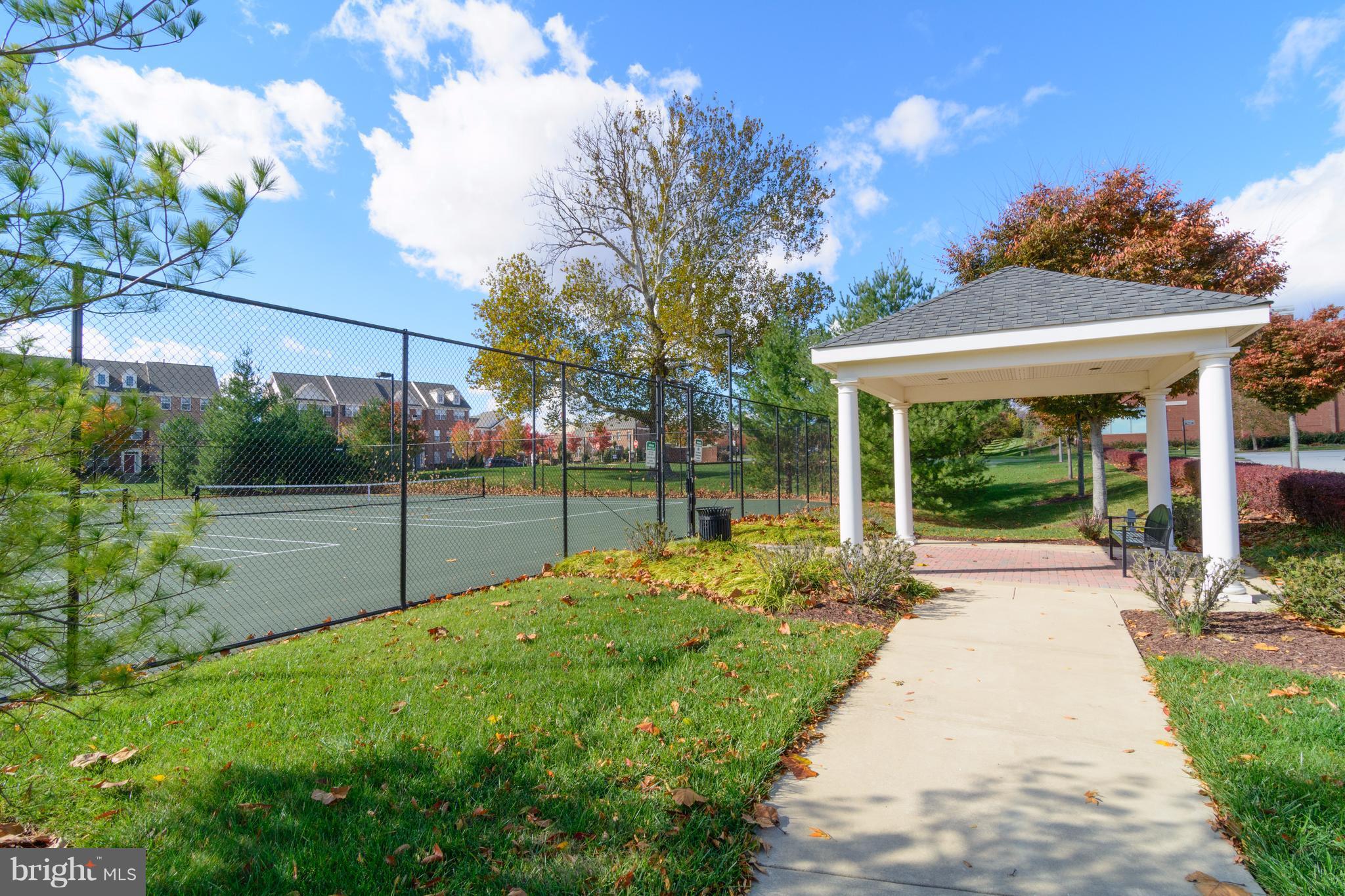 FAIRWOOD - Residential