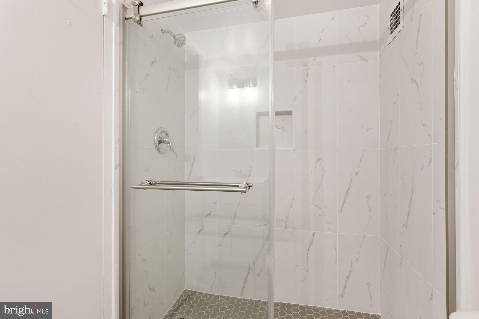 FRIENDSHIP HEIGHTS - Residential Lease