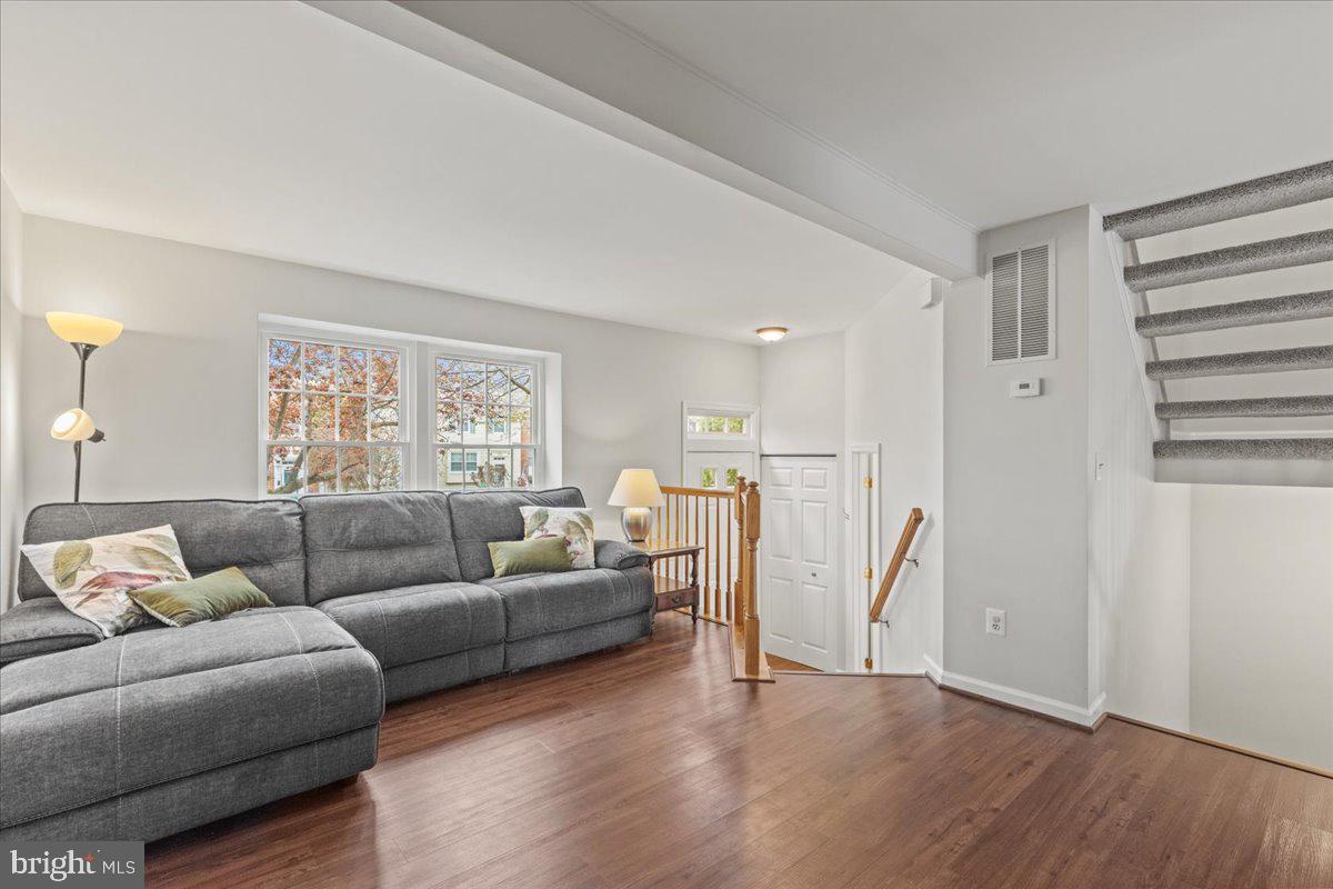 SULLY STATION II - Residential