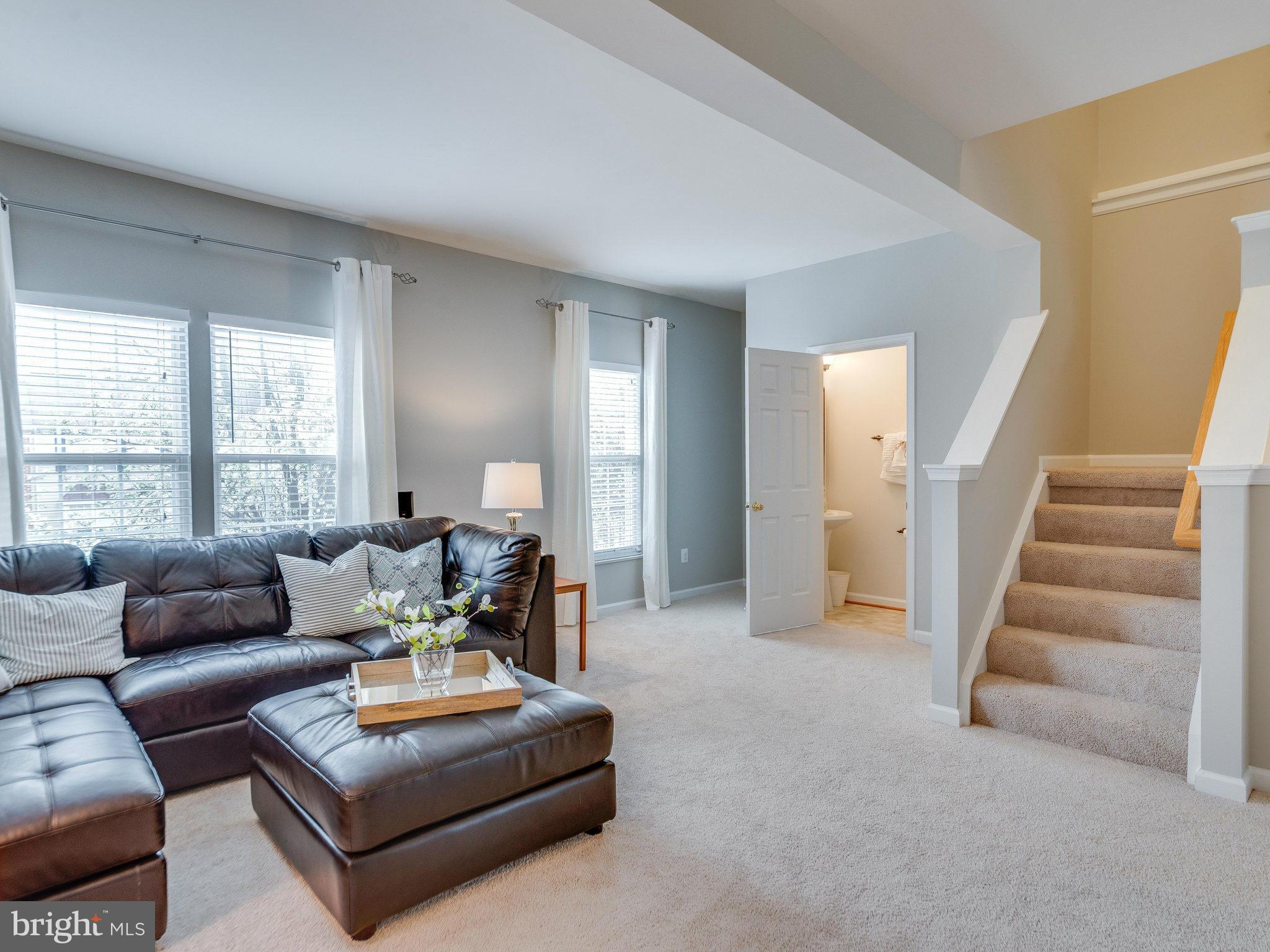 ASHBURN FARM - Residential