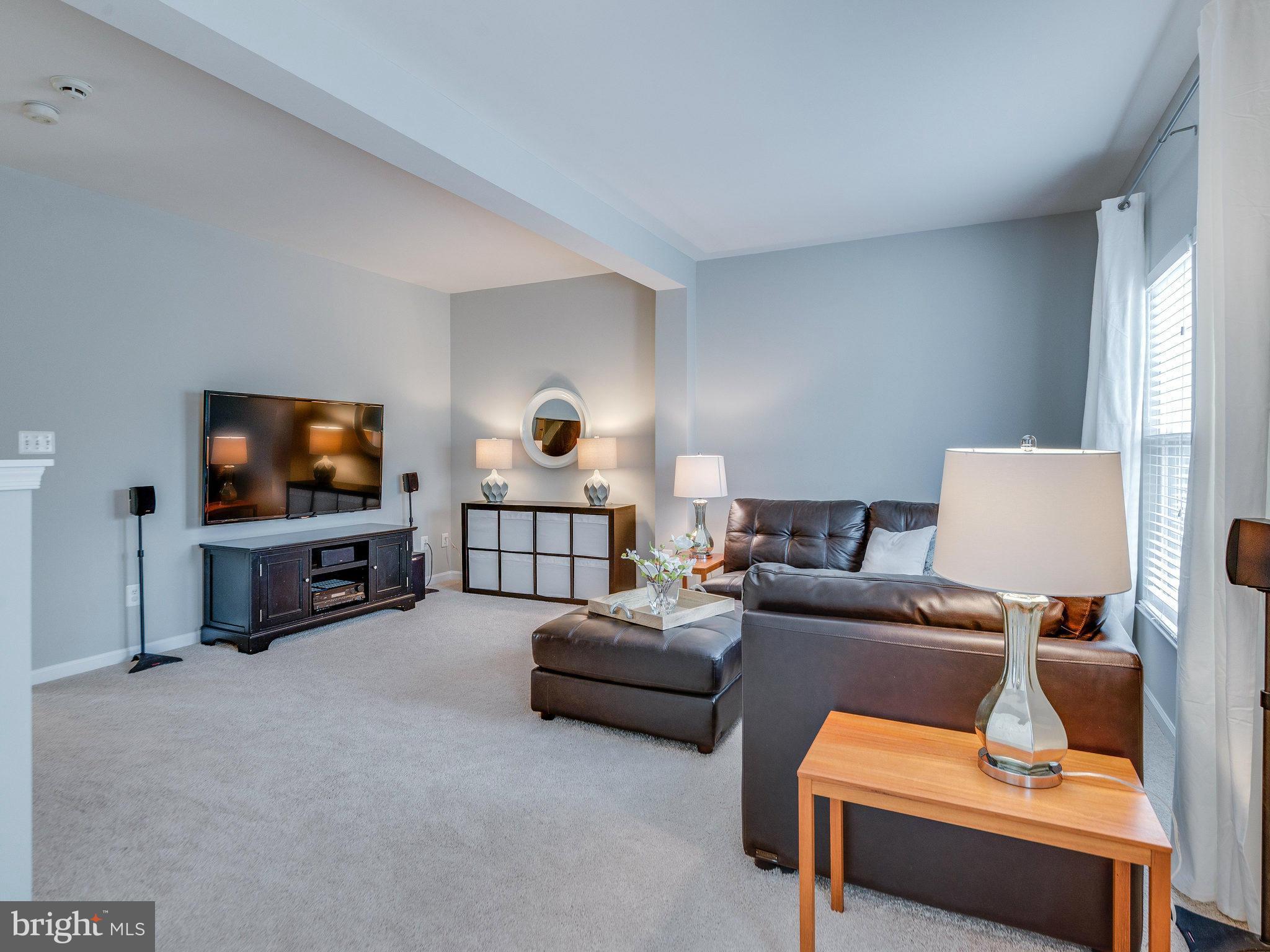 ASHBURN FARM - Residential