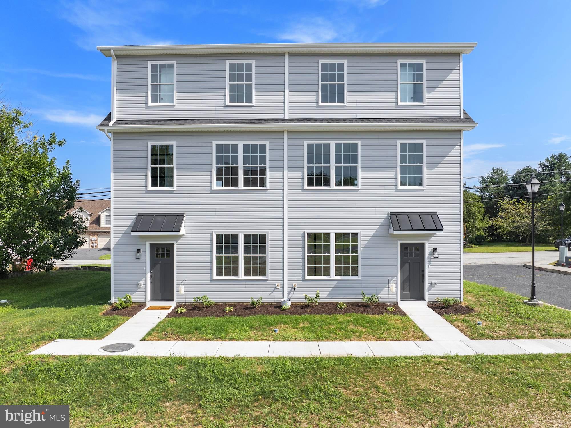 NEW NEW NEW Fairfield Commons – Modern Living with Small-Town Charm
Discover luxury duplex life style in the heart of Fairfield! beautifully custom crafted 1,800 sq. ft. homes offer 4 spacious bedrooms & 3.5 baths Enjoy open-concept interiors filled with natural light, elegantly finished with luxury vinyl plank flooring and sleek quartz countertops. Each unit offers a private garage, professionally landscaped grounds, and access to sidewalks for a walkable community feel.
HOA includes snow removal, lawn care, and trash service all included for effortless living. Fairfield Commons blends upscale comfort with small-town warmth. Schedule your tour today!