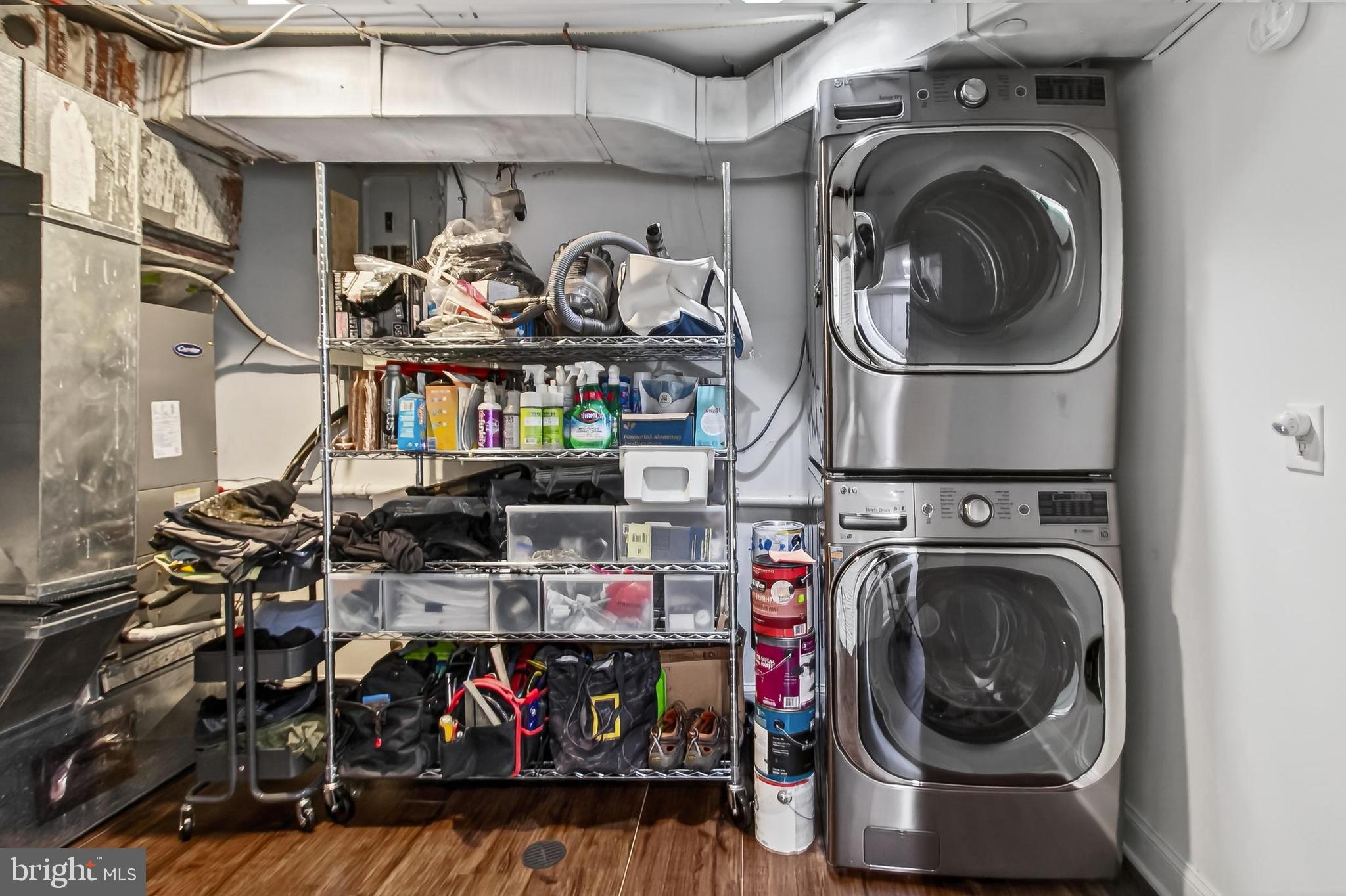 CARRIAGE WORKS - Residential