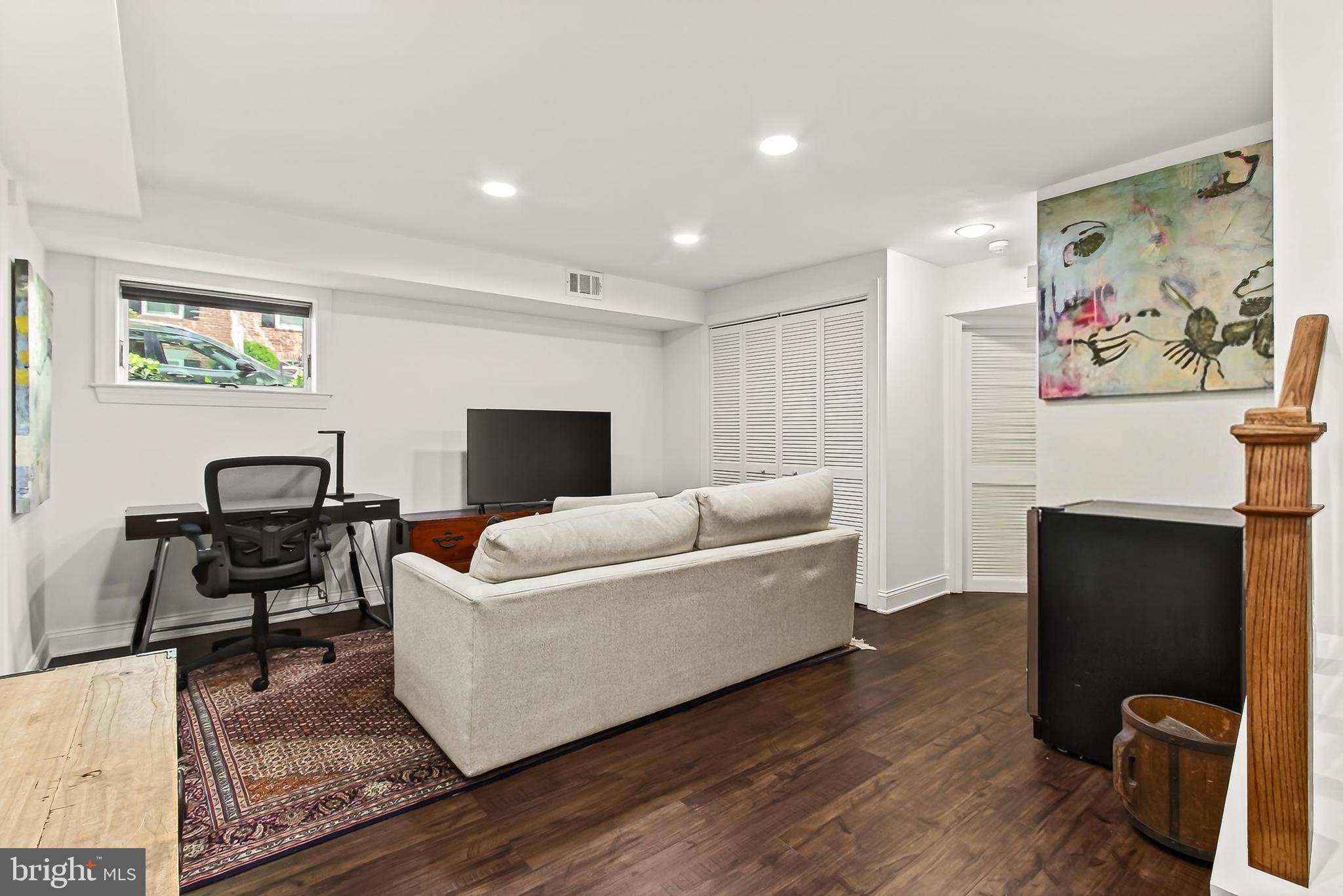 CARRIAGE WORKS - Residential