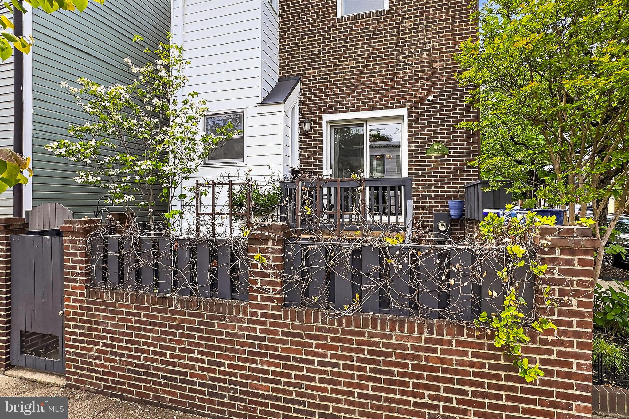 CARRIAGE WORKS - Residential