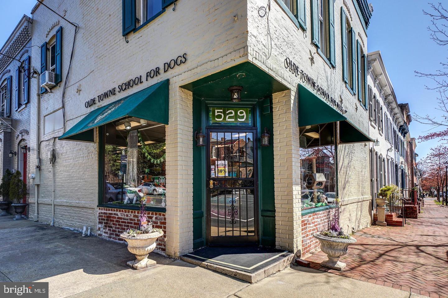 CARRIAGE WORKS - Residential