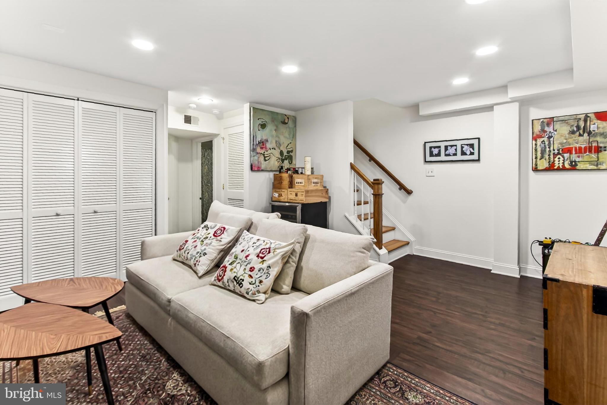 CARRIAGE WORKS - Residential