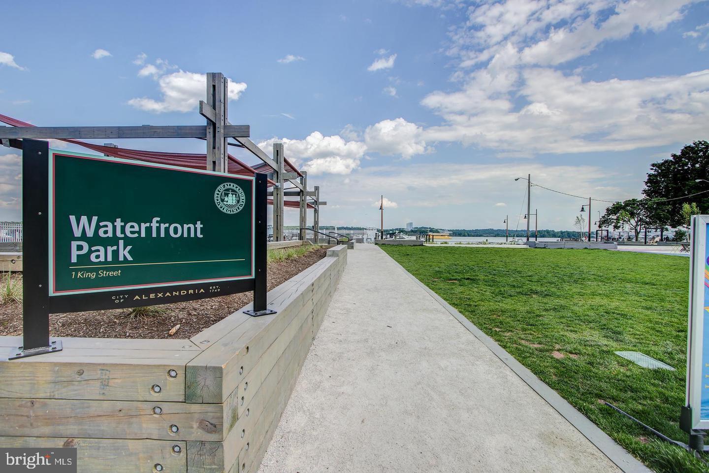 CARRIAGE WORKS - Residential