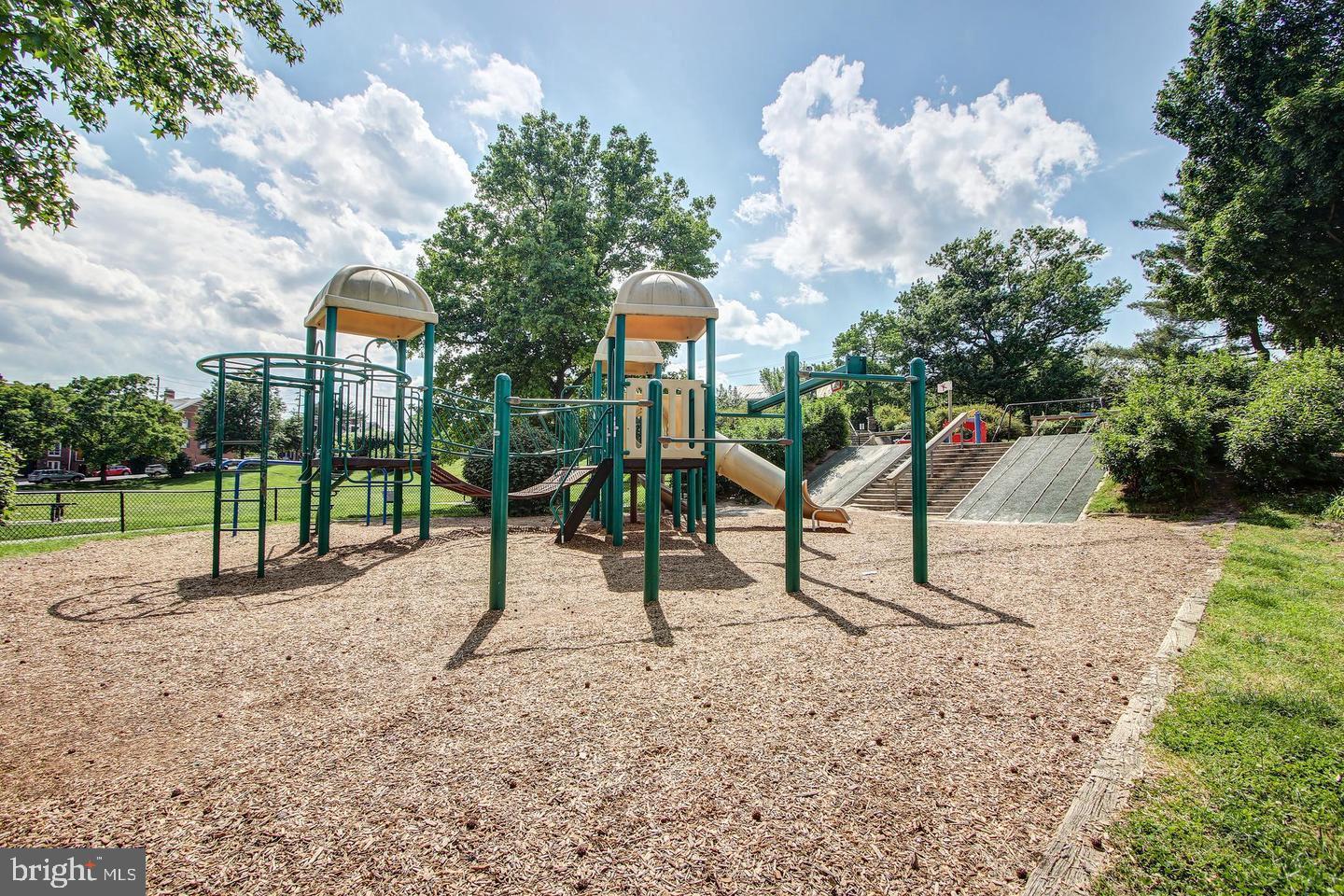 CARRIAGE WORKS - Residential