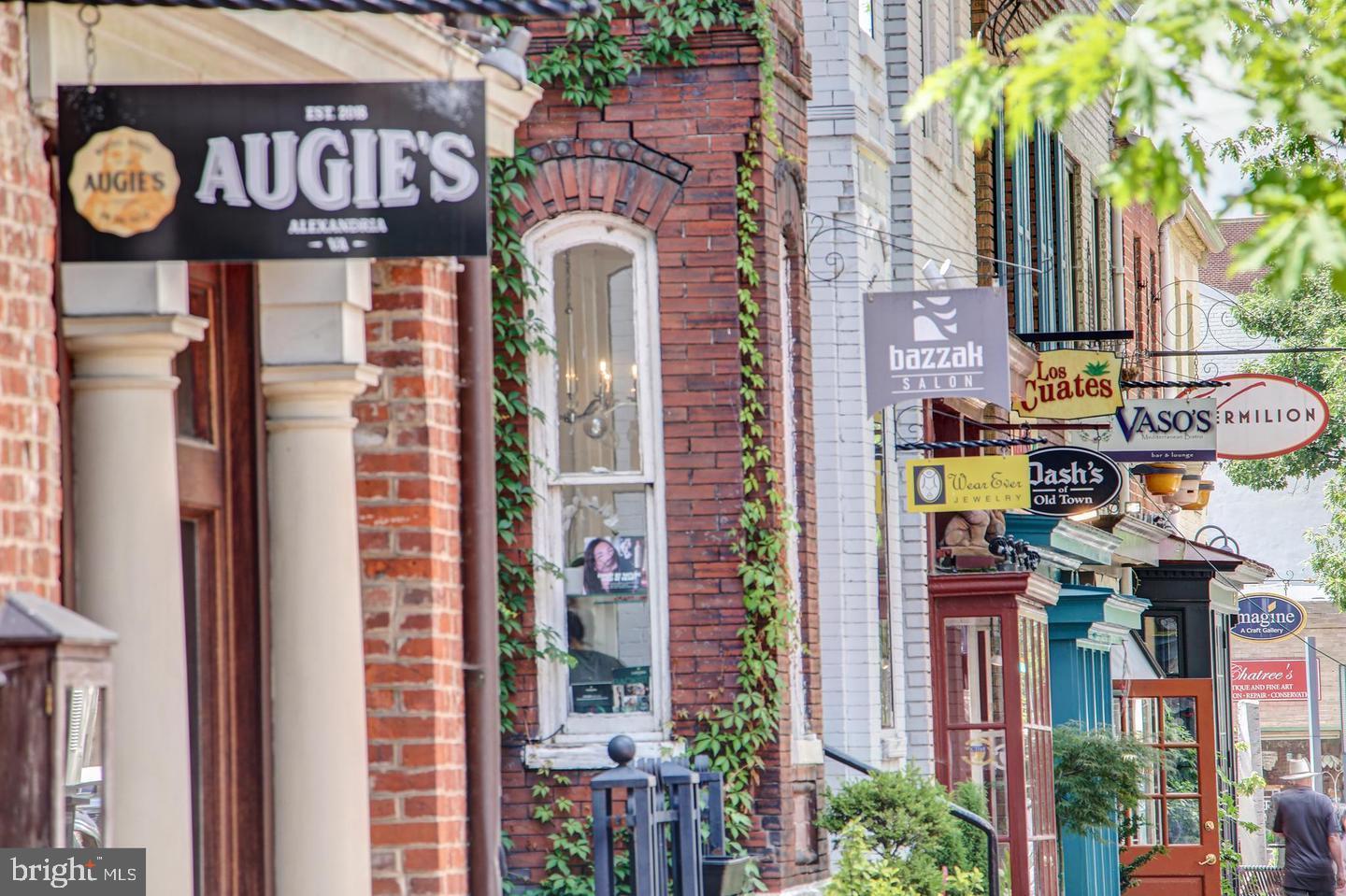 CARRIAGE WORKS - Residential