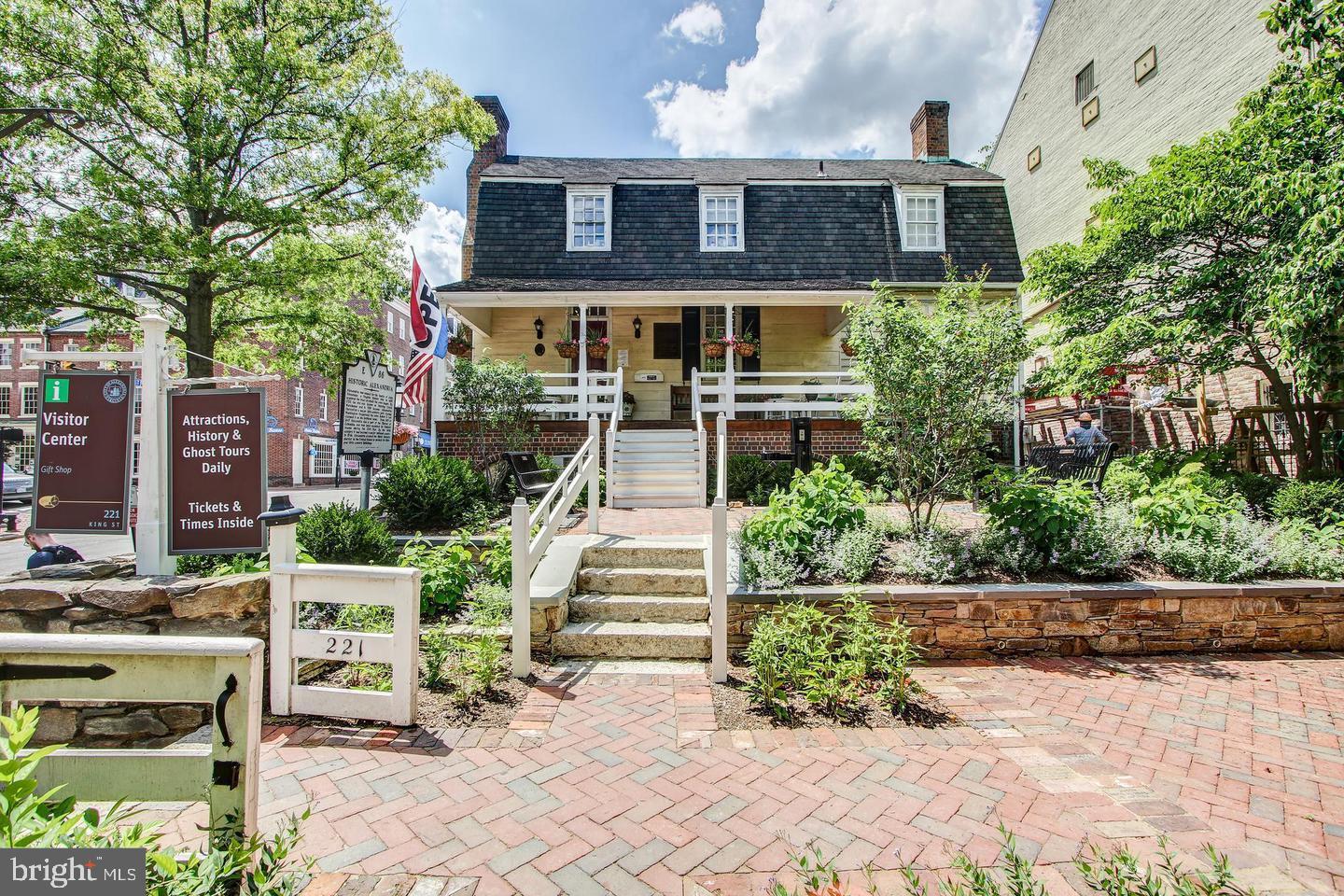 CARRIAGE WORKS - Residential