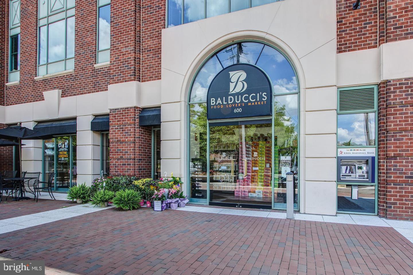 CARRIAGE WORKS - Residential