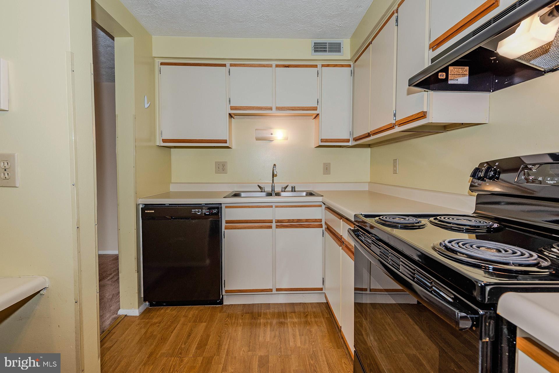 CHESTERFIELD GARDEN CONDOMINIUM - Residential