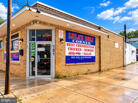 Photo of 101 W Berkley Avenue, CLIFTON HEIGHTS, PA 19018 (MLS # PADE2125312)