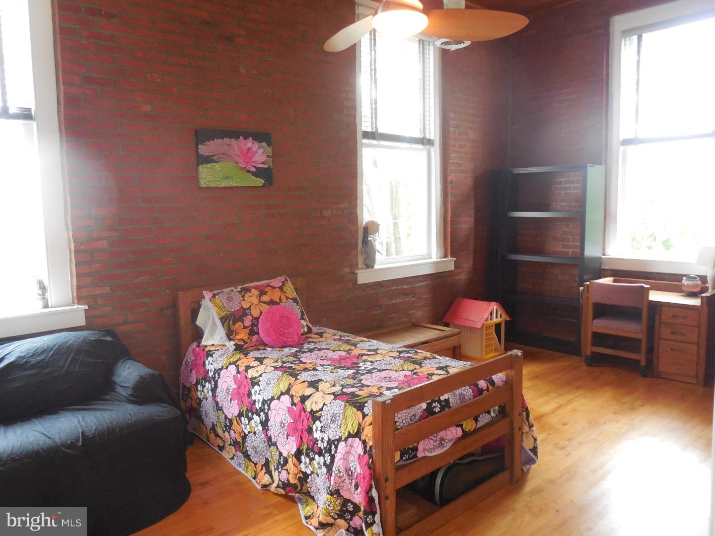 KEYSTONE QUARTERS - Residential Lease