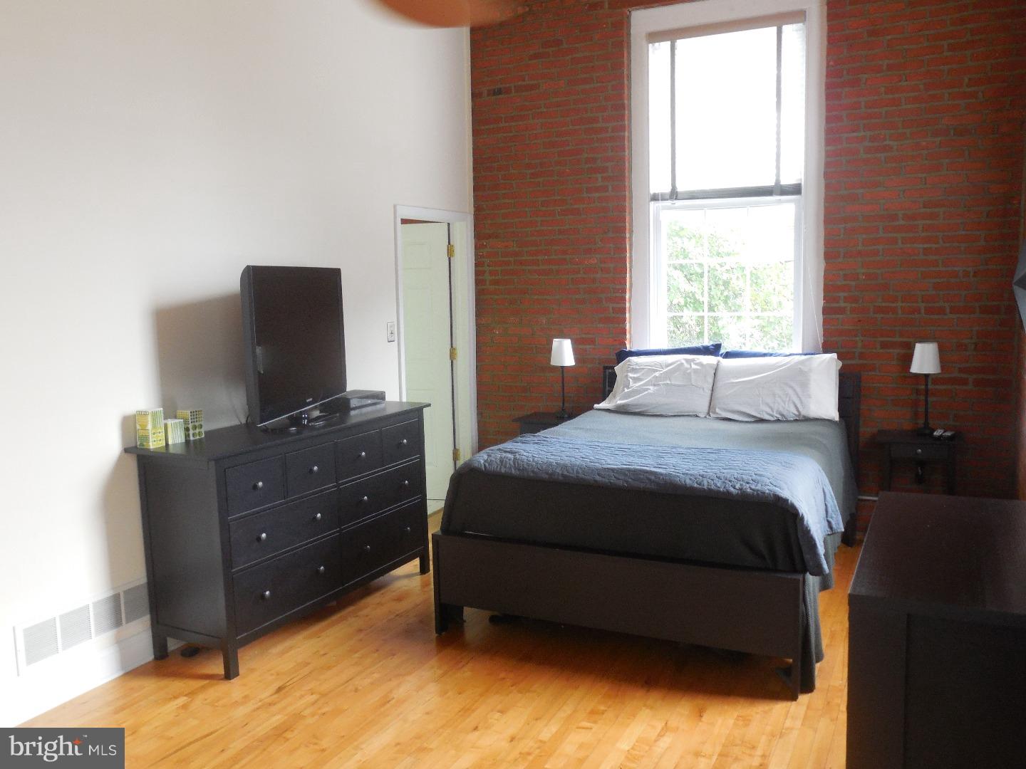 KEYSTONE QUARTERS - Residential Lease