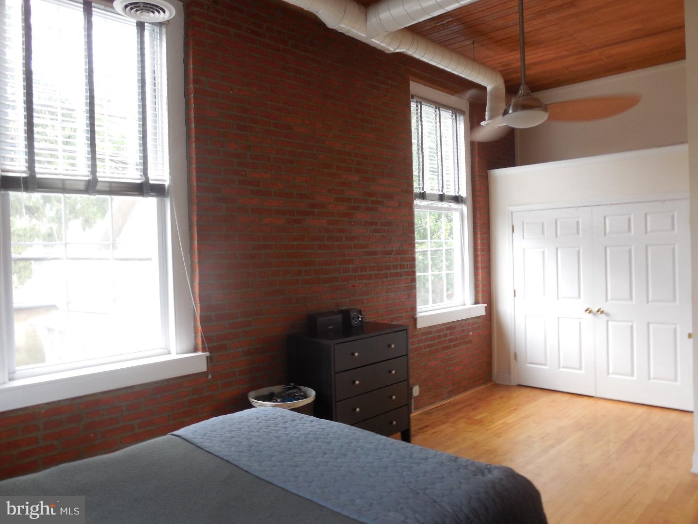 KEYSTONE QUARTERS - Residential Lease