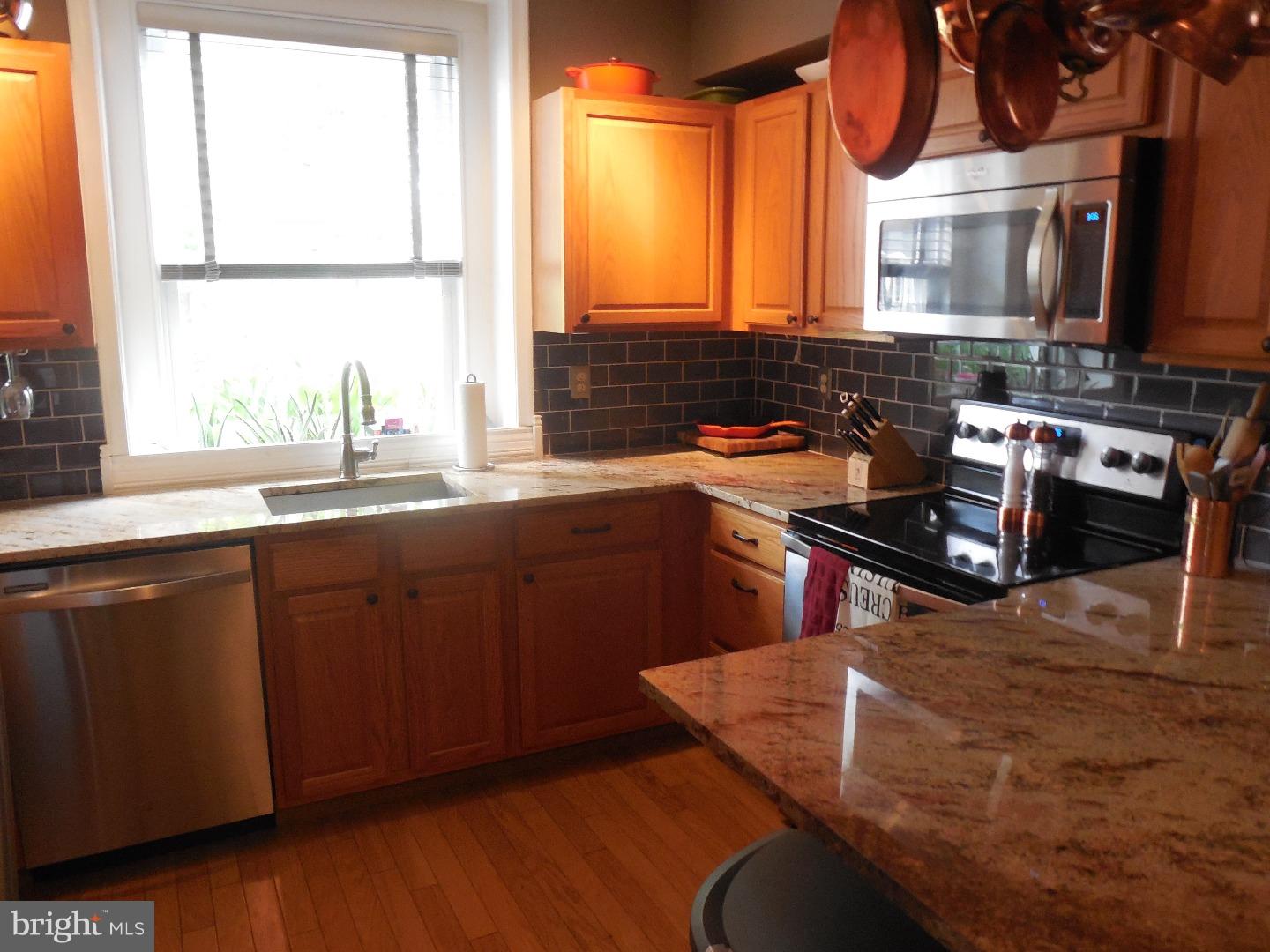 KEYSTONE QUARTERS - Residential Lease