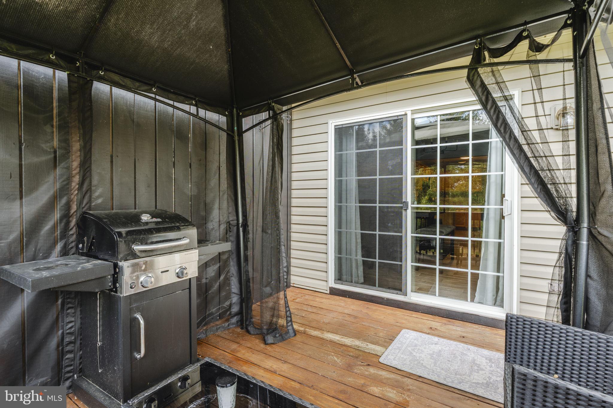 DEERFIELD - Residential