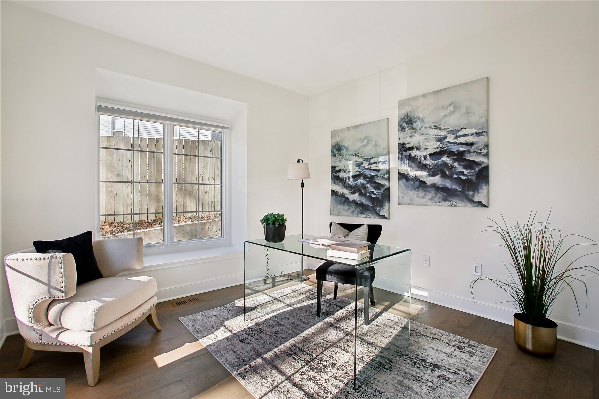 CLAREMONT - Residential