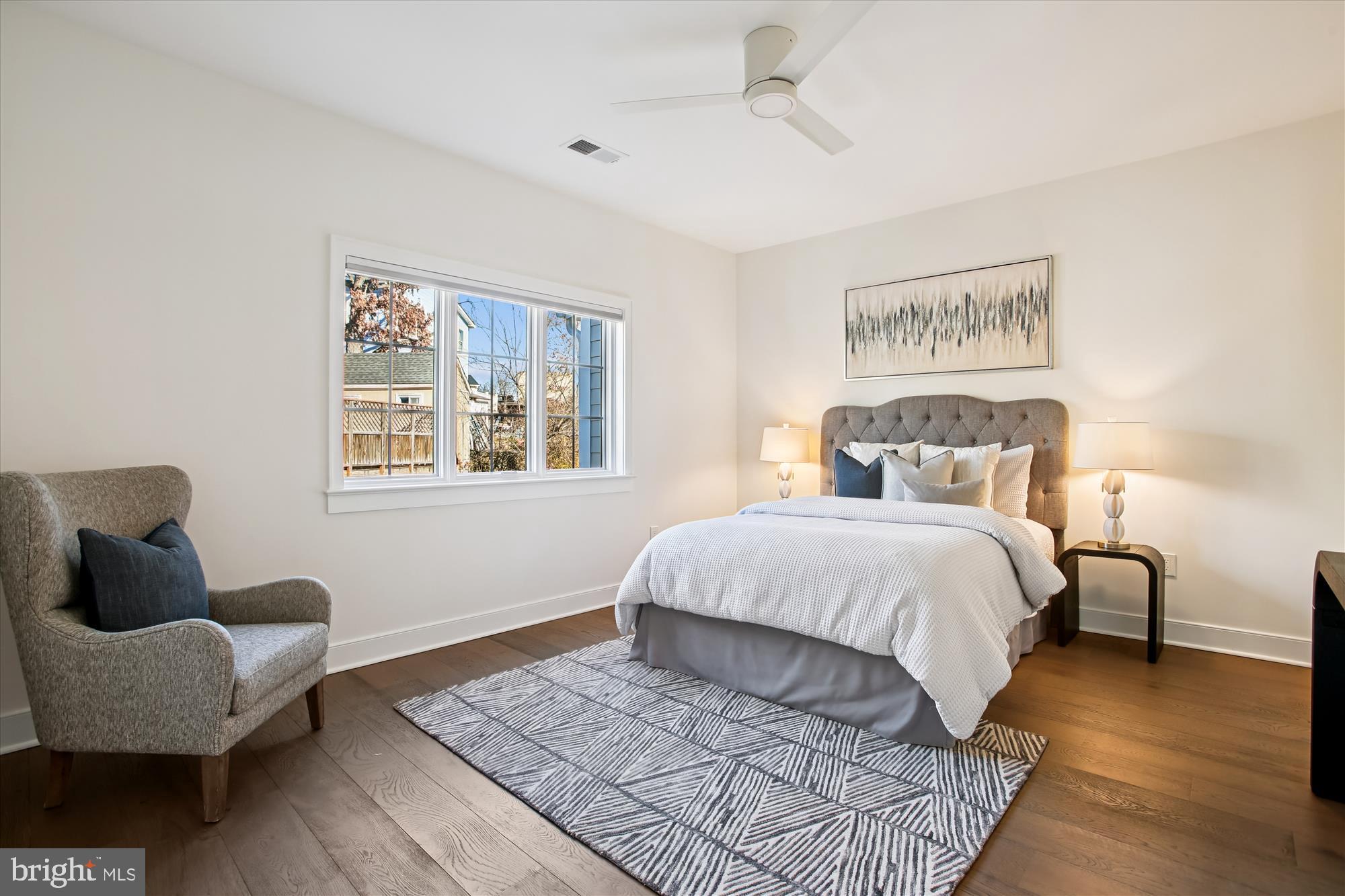 CLAREMONT - Residential