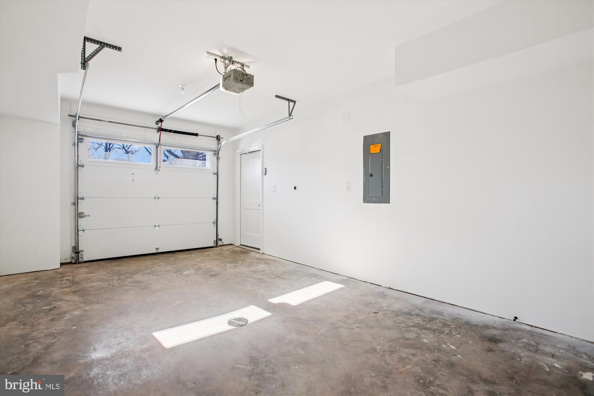 CLAREMONT - Residential