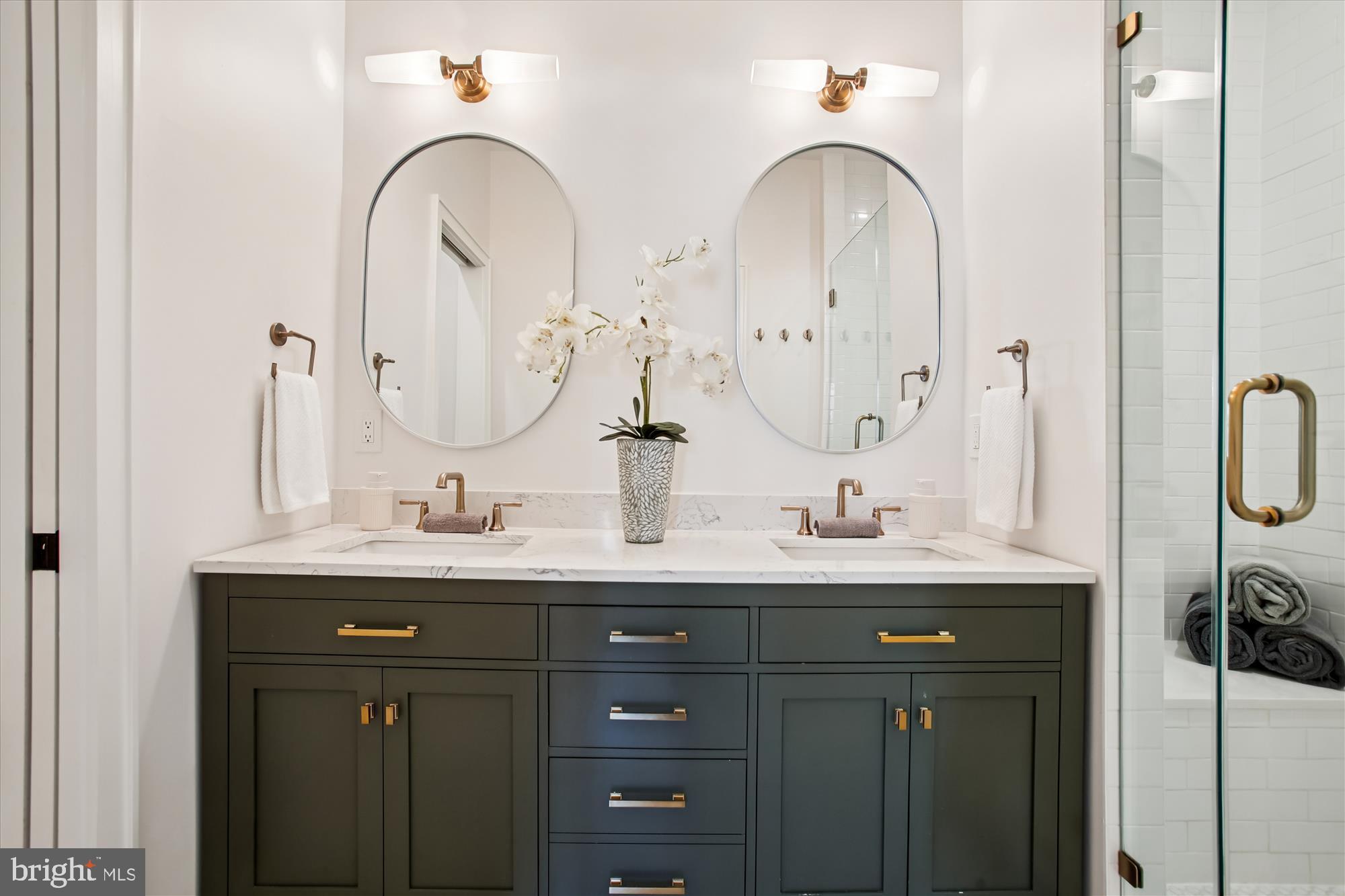 CLAREMONT - Residential